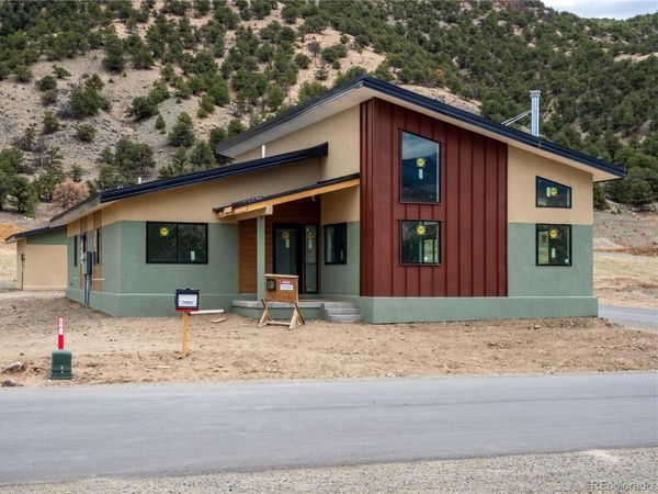 4958 Main Street , Salida, CO 81201