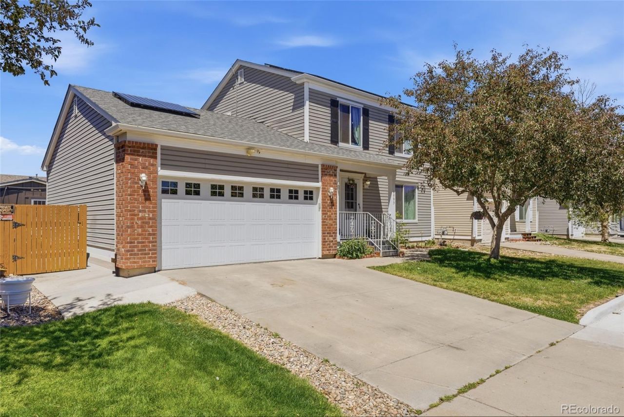 4993 Jasper Court, Denver, CO 80239 Main Photo