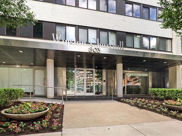 803 W 48th St #1106 Street, Unit 1106, Kansas City, MO 64112