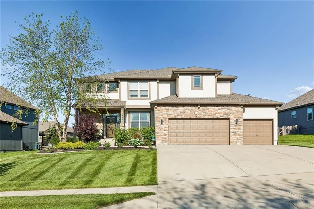 9830 N Kentucky Avenue, Kansas City, MO 64157 Main Photo