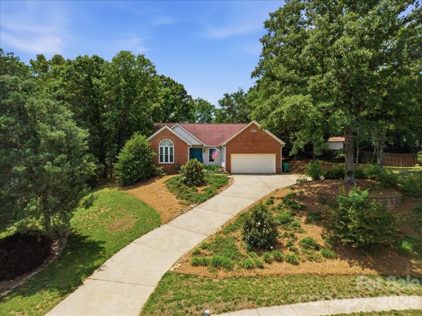 10314 Rougemont Lane , Charlotte, NC 28277