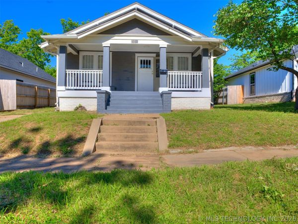 112 N Xanthus Avenue , Tulsa, OK 74110
