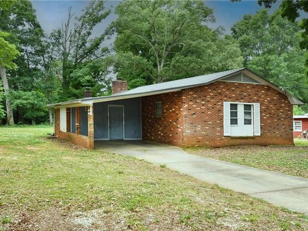 6132 Arden Drive , Clemmons, NC 27012