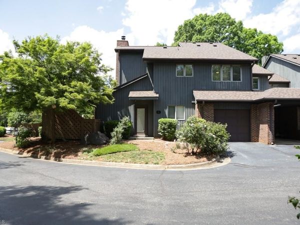 210 College Road, Unit 201, Greensboro, NC 27410