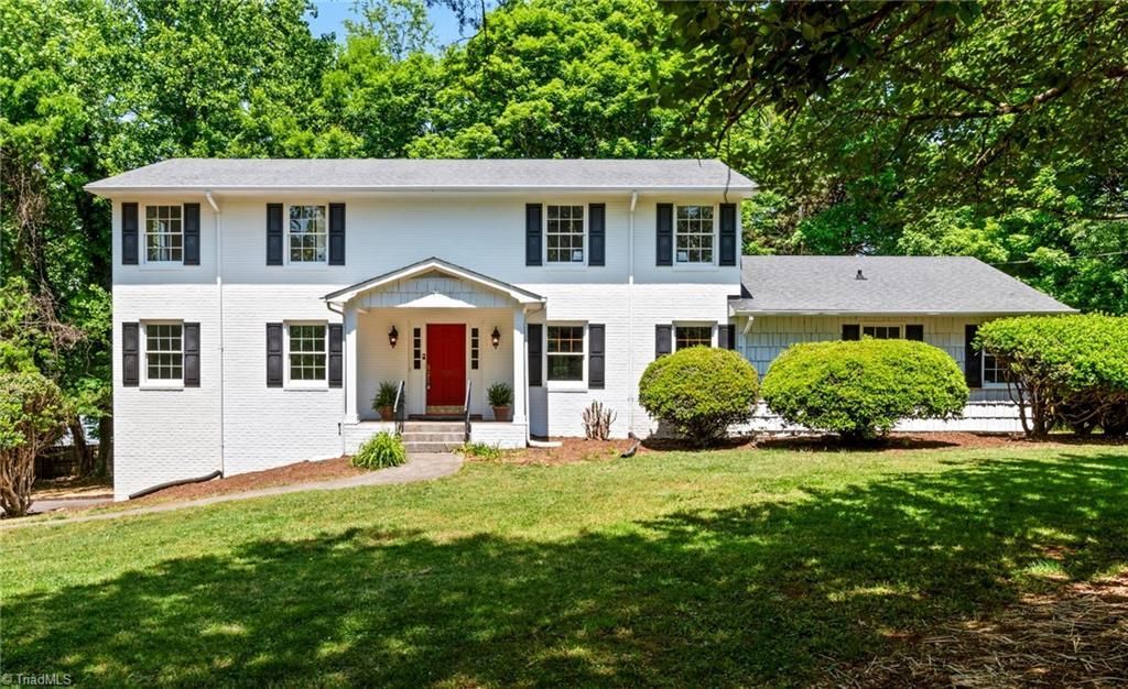 7015 Woodlark Court, Clemmons, NC 27012 Main Photo
