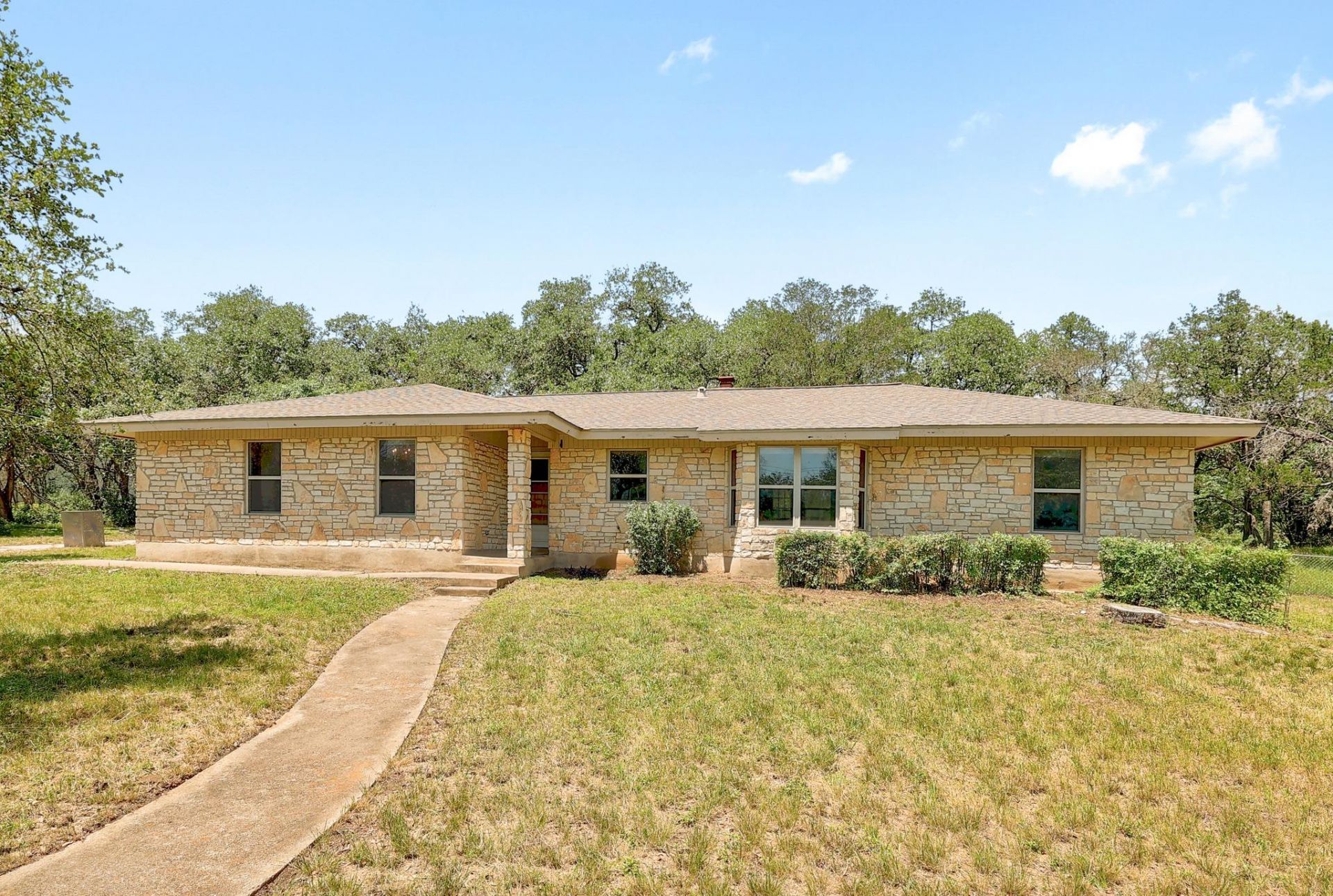9400 Lauralan Dr, Austin, TX 78736 Main Photo