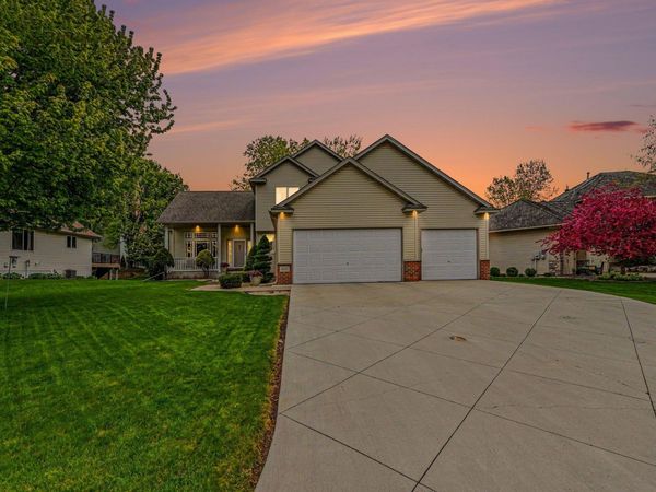 4517 Alicia Drive, Inver Grove Heights, MN 55077