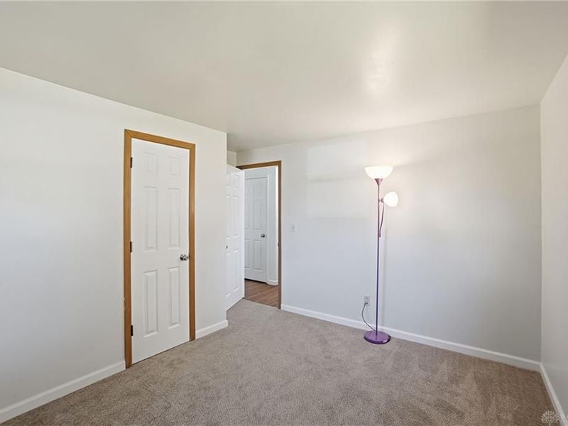 300 Capri Place, New Lebanon, OH 45345 Photo 19