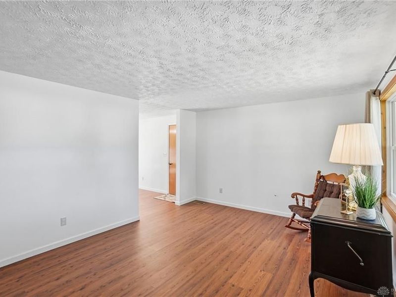 300 Capri Place, New Lebanon, OH 45345 Photo 7