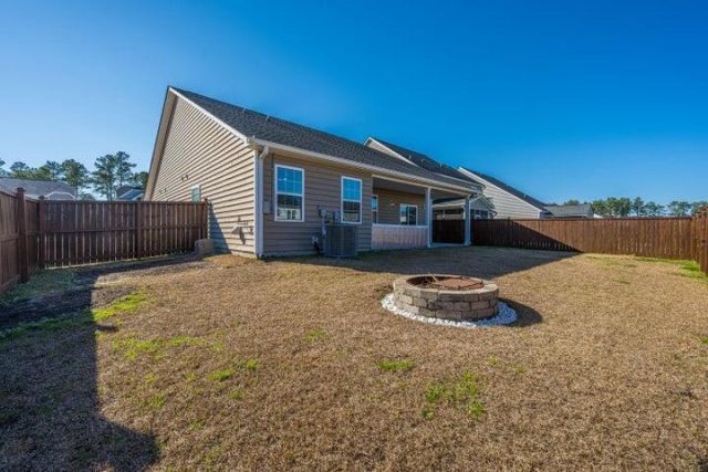 226 Firewheel Court Photo 37