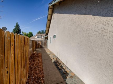 2270 Longview Dr, Roseville, CA 95747 Photo