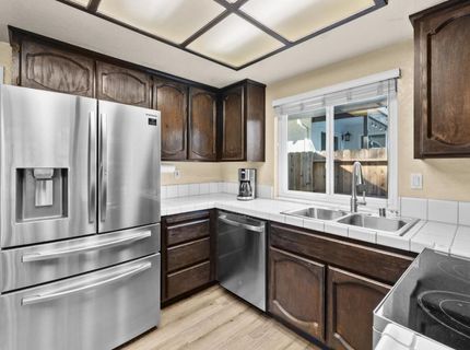 2270 Longview Dr, Roseville, CA 95747 Photo