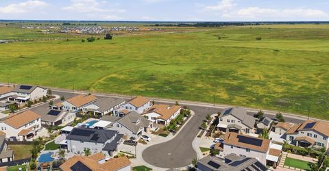 1224 Wadsworth Cir, Roseville, CA 95747 Photo
