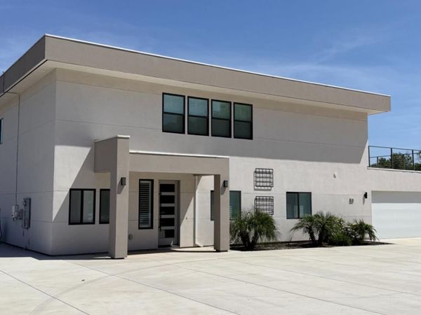 8600 Cherrington Ln, Elk Grove, CA 95624