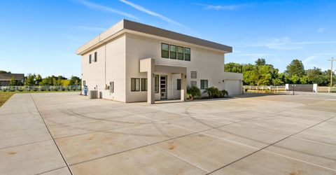 8600 Cherrington Ln, Elk Grove, CA 95624 Photo