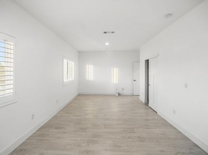 8600 Cherrington Ln, Elk Grove, CA 95624 Photo