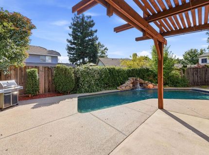 105 Dulverton Cir, Folsom, CA 95630 Photo