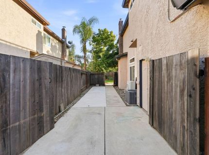 105 Dulverton Cir, Folsom, CA 95630 Photo
