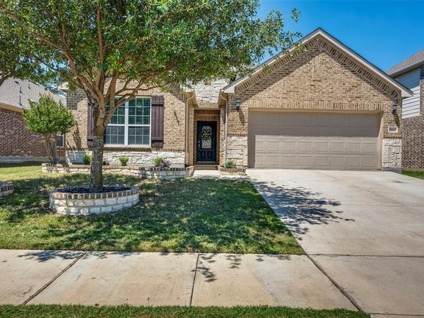 960 Pinnacle Ridge Road, Fort Worth, TX 76052