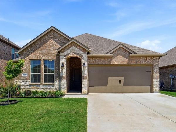 11225 Gold Pan Trail, Aubrey, TX 76227
