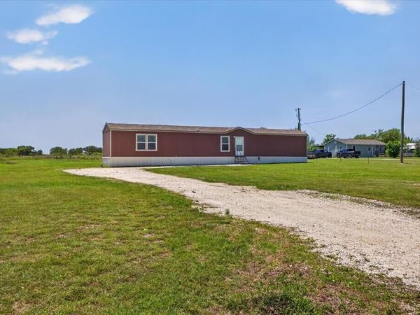 205 Hcr 2216, Aquilla, TX 76622