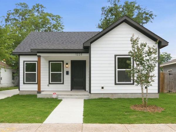 1228 E Tucker Street, Fort Worth, TX 76104