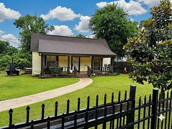 1500 Crescent Drive, Tyler, TX 75702