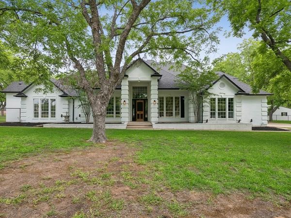 5501 Equestrian Drive , Granbury, TX 76049
