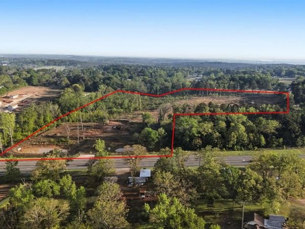 11241 Spur 248 , Tyler, TX 75707