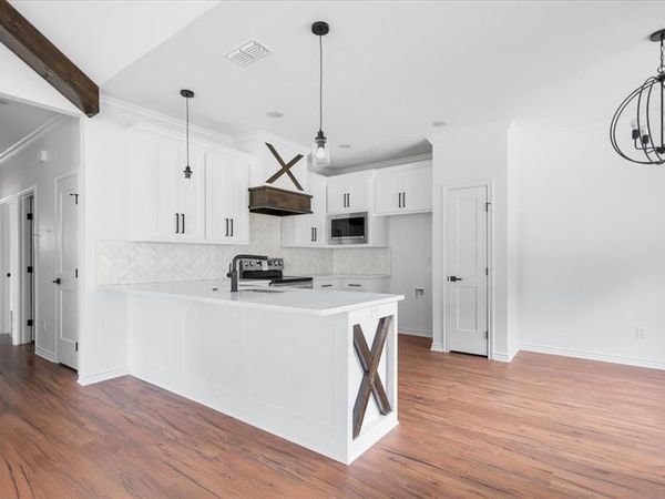 1615 Shawnee Boulevard , Tyler, TX 75702