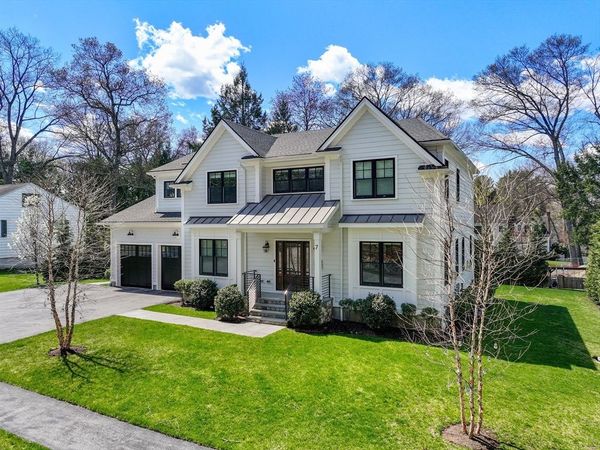 7 Massasoit Street, Wellesley, MA 02481