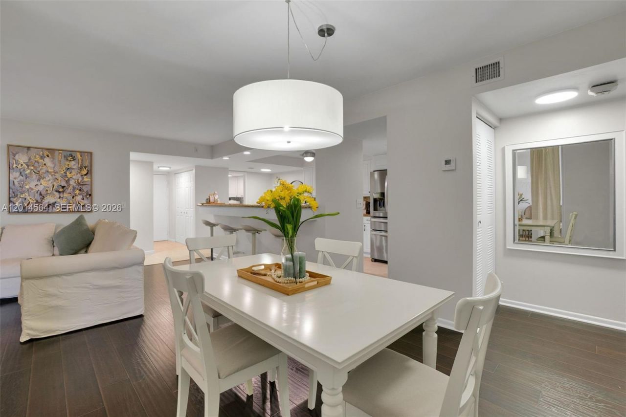 500 Egret Cir, Unit 8403, Delray Beach, FL 33444 Photo