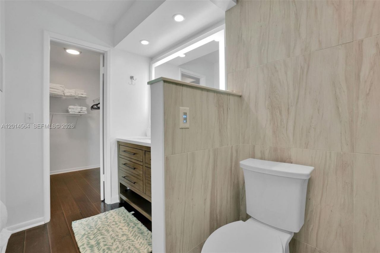 500 Egret Cir, Unit 8403, Delray Beach, FL 33444 Photo