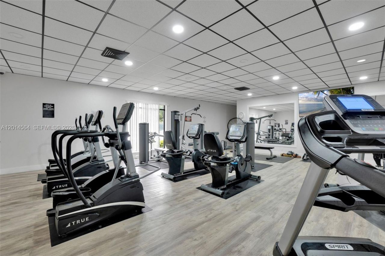 500 Egret Cir, Unit 8403, Delray Beach, FL 33444 Photo