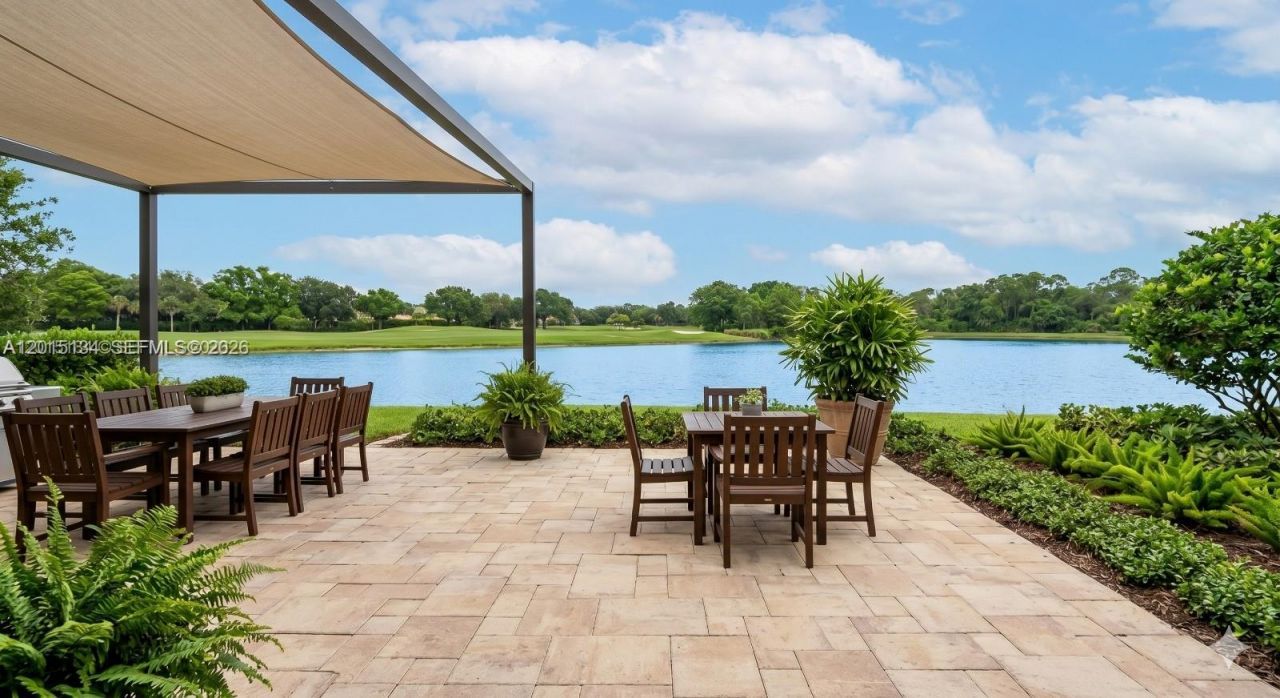416 Burgundy I , Unit I, Delray Beach, FL 33484 Photo