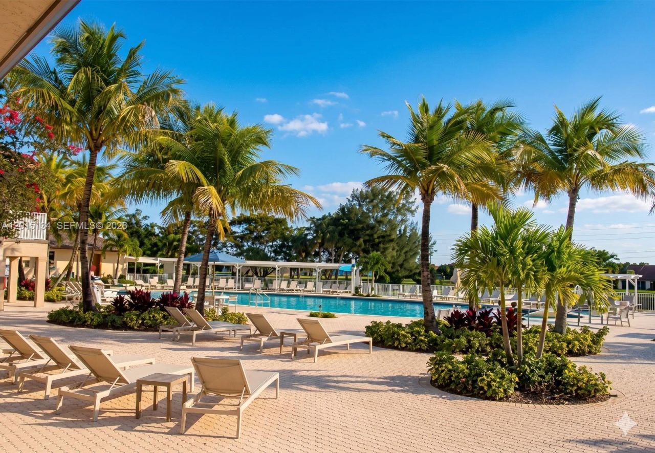 416 Burgundy I , Unit I, Delray Beach, FL 33484 Photo