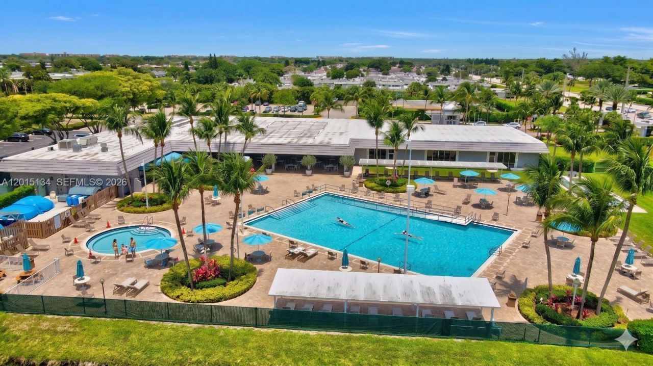 416 Burgundy I , Unit I, Delray Beach, FL 33484 Photo