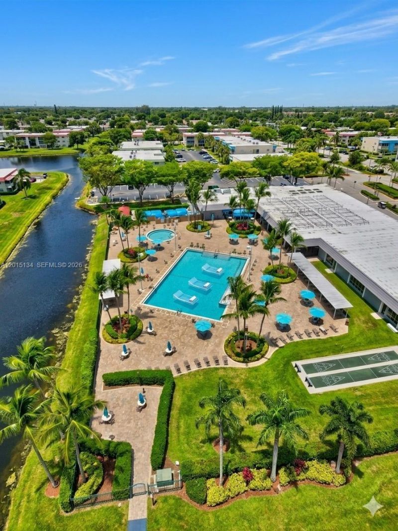 416 Burgundy I , Unit I, Delray Beach, FL 33484 Photo