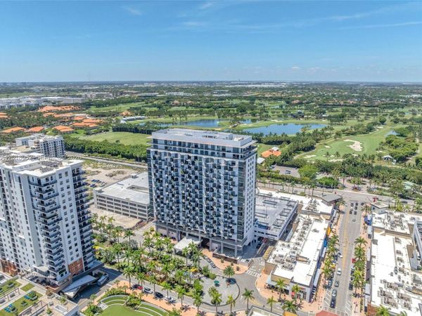 5252 NW 85th Ave , Unit 911, Doral, FL 33166