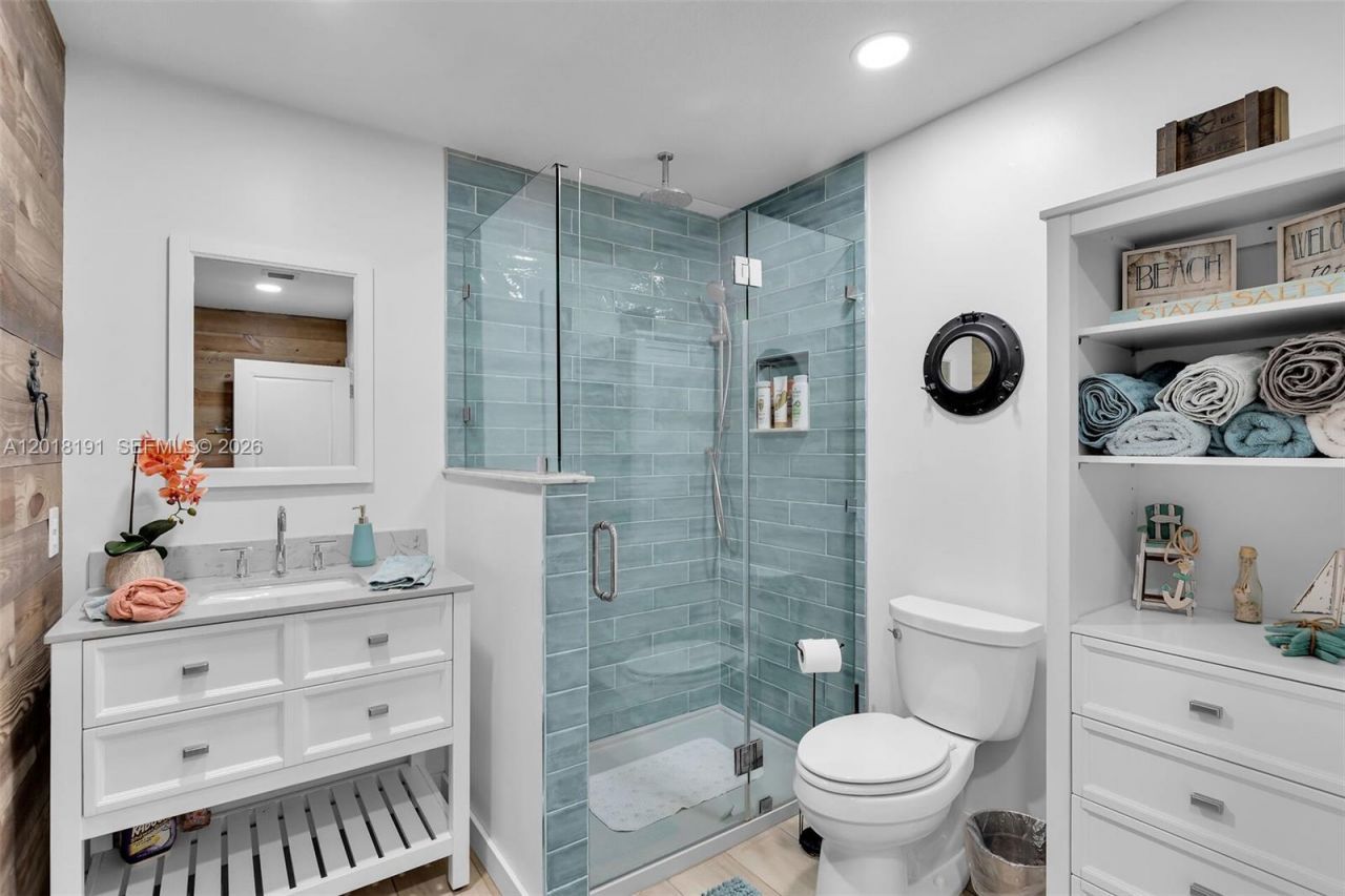 29565 Flying Cloud Ave, Big Pine Key, FL 33043 Photo