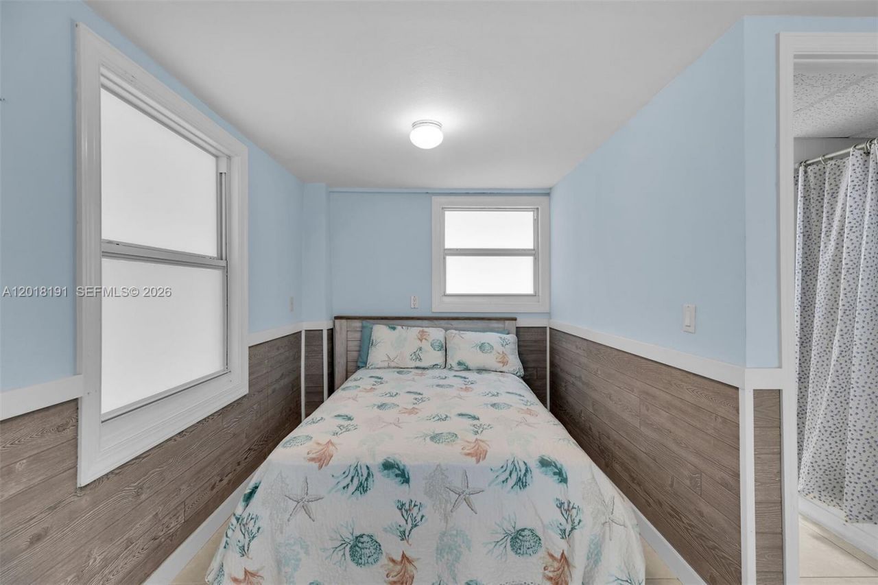 29565 Flying Cloud Ave, Big Pine Key, FL 33043 Photo