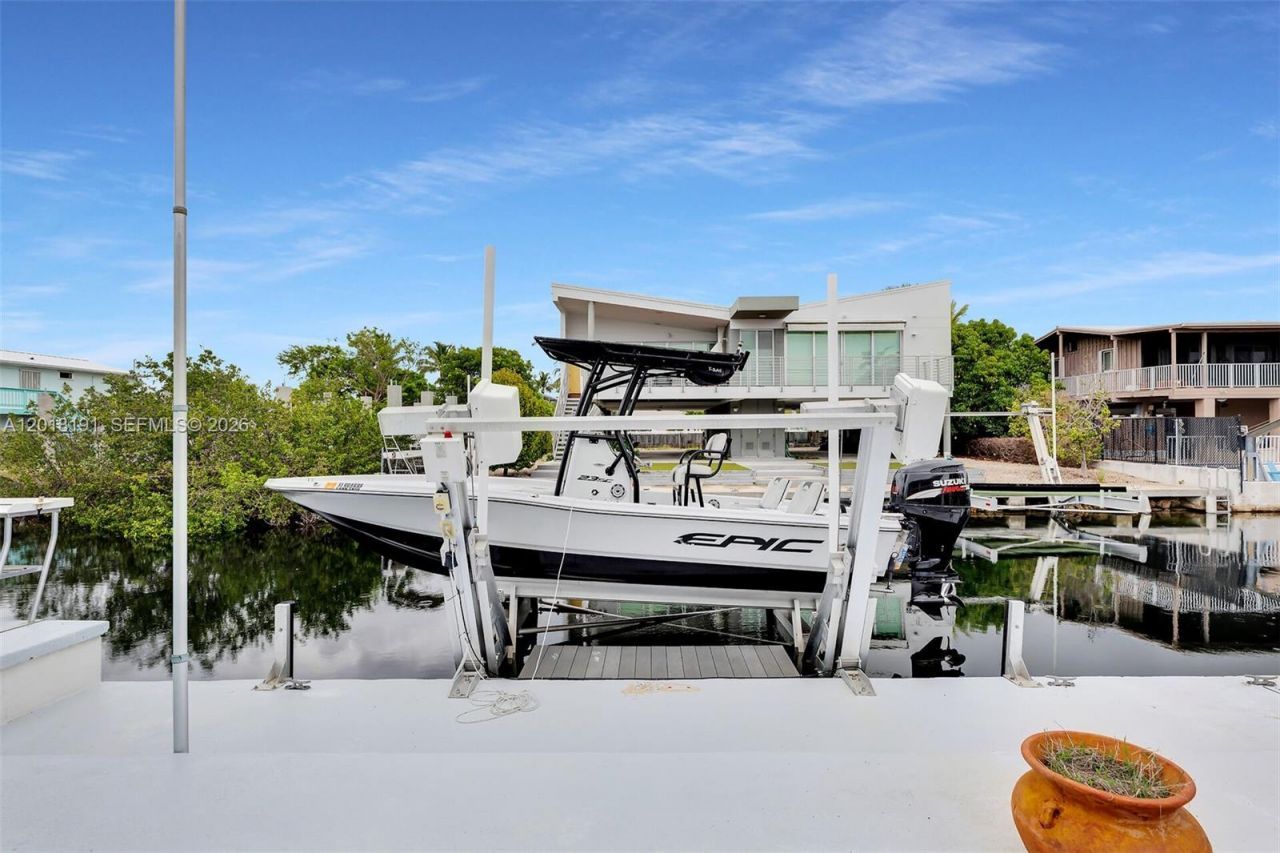 29565 Flying Cloud Ave, Big Pine Key, FL 33043 Photo