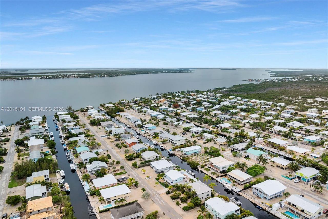 29565 Flying Cloud Ave, Big Pine Key, FL 33043 Photo