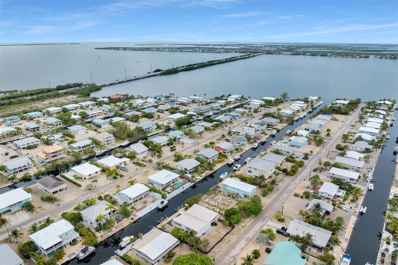 29565 Flying Cloud Ave, Big Pine Key, FL 33043 Photo