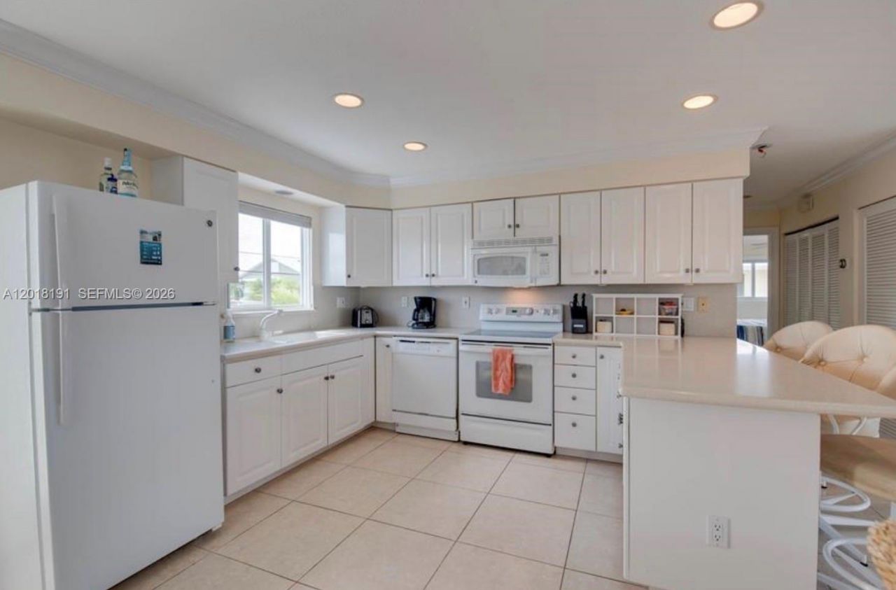 29565 Flying Cloud Ave, Big Pine Key, FL 33043 Photo