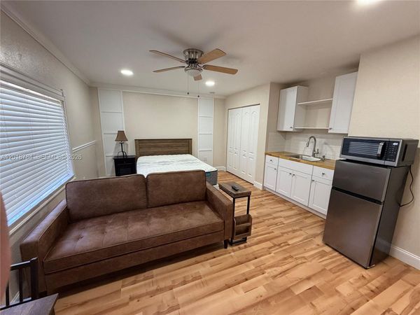 Unit 1, Miami, FL 33185
