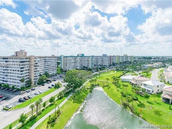 950 Hillcrest Dr , Unit 503, Hollywood, FL 33021
