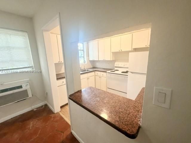 1208 S Douglas Rd, Unit 2, Coral Gables, FL 33134 Photo