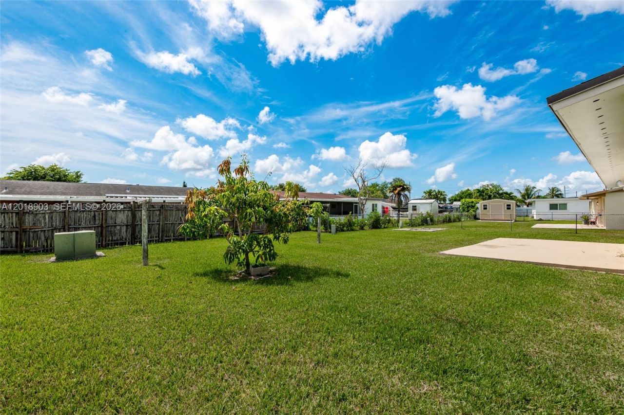 14405 SW 105th Ct, Miami, FL 33176 Photo