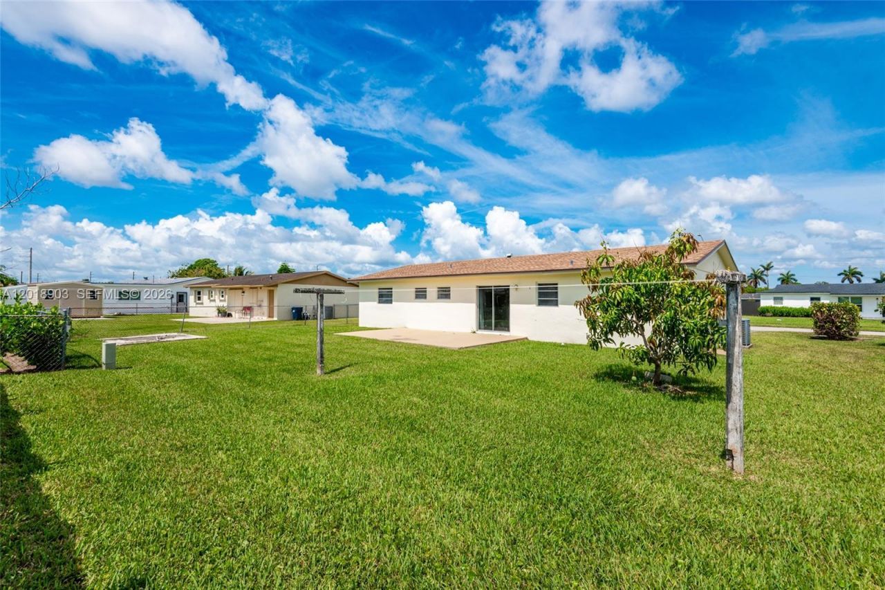 14405 SW 105th Ct, Miami, FL 33176 Photo